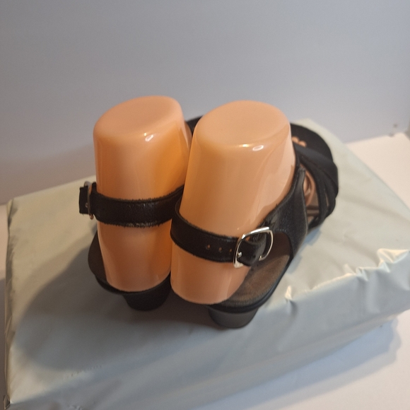 SAS Tripad Slingback Black Leather Women's Sandals with Heart Detail. Size 7 M - Picture 5 of 12